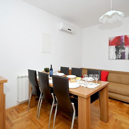 Apartments Penic Trogir Exterior foto
